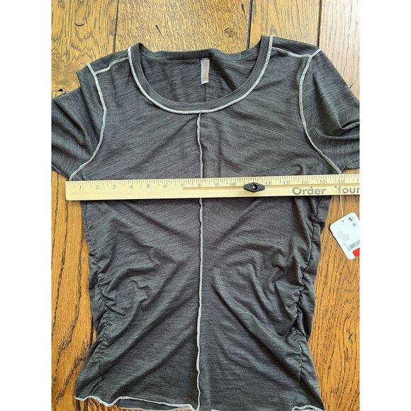 Free People Movement Right On Run Long Sleeve Layer Scrunch Sides Size Small NWT - Picture 6 of 6